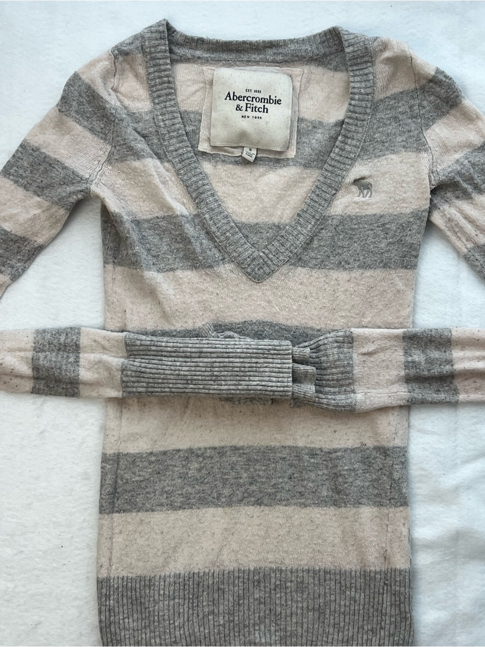 Abercrombie & Fitch Women's Striped V-Neck Sweater - Cream & Gray - Size Small